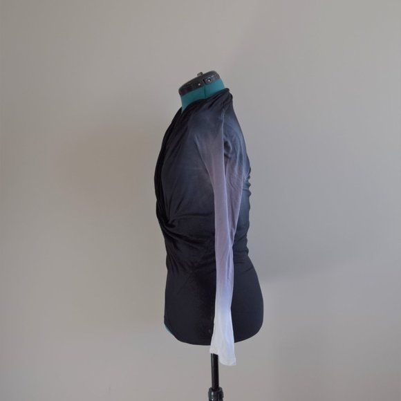 Long Sleeve Knotted Wrap Ombre Top Sweater - Picture 5 of 6